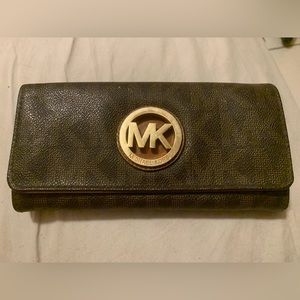 Michael Kors Jet Set Logo Brown Wallet